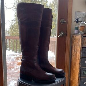 Elegant Brown Leather Riding Boots